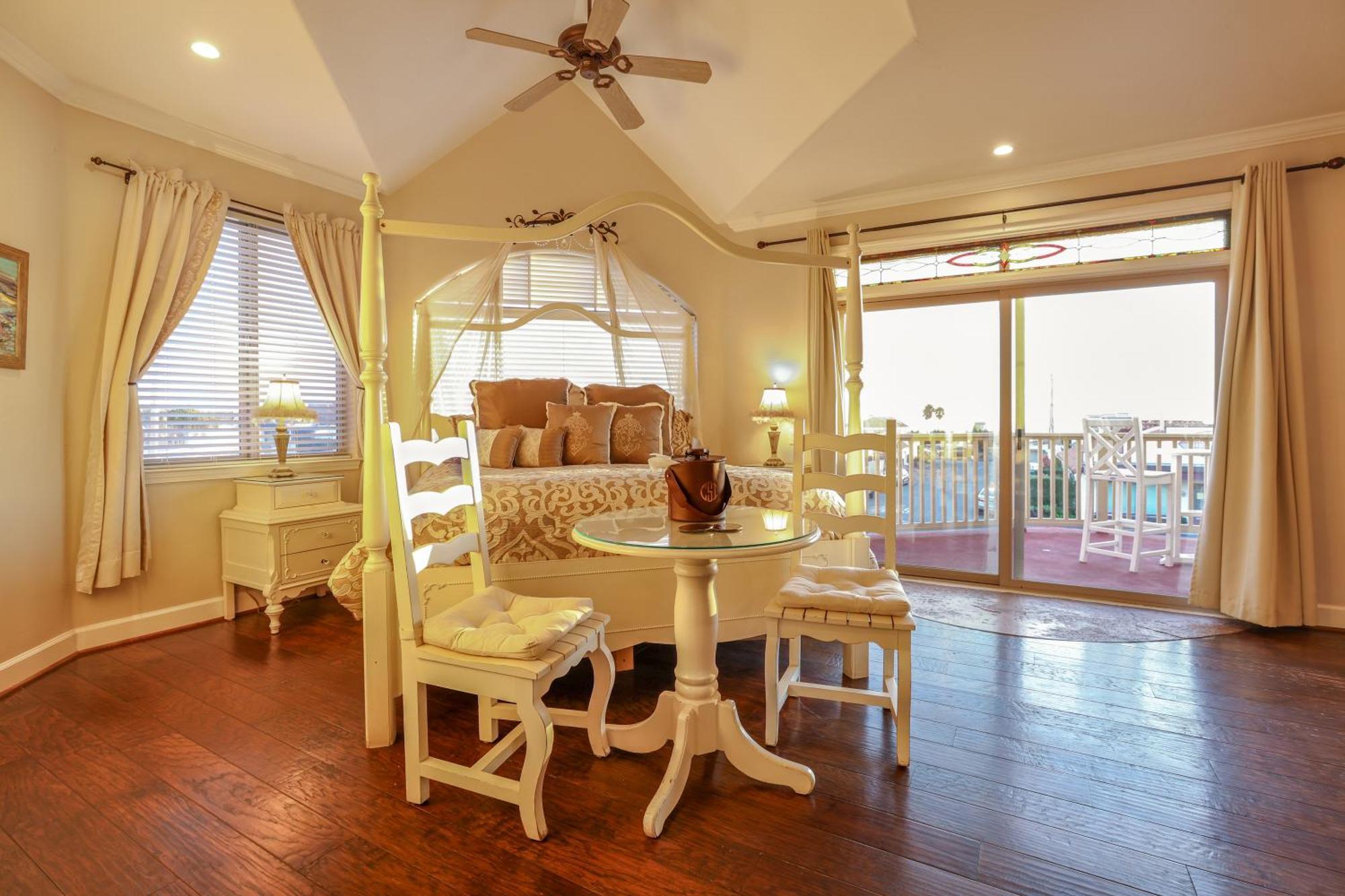 Sunset Inn 4*